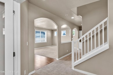 6-web-or-mls-SkyLight - DarrenM-05