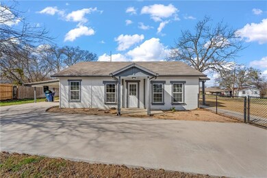 601 Eagle Dr, Eddy, TX 76524 - photo 3