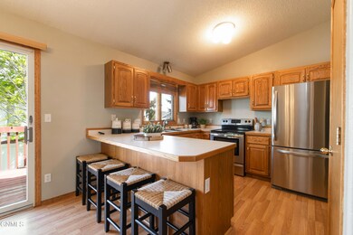 2953 Warwick Loop-7