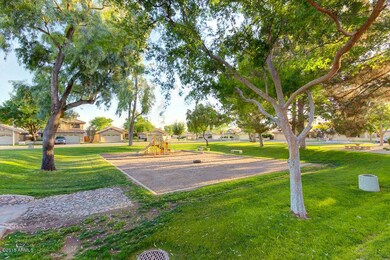 98 S Cypress Ct