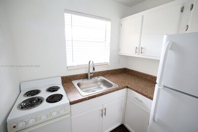 7200 W 11th Ct unit 6, Hialeah, FL 33014 - photo 2