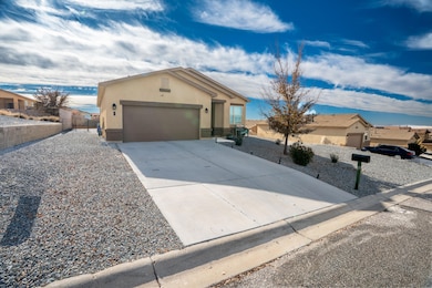 8 Camel Rd, Los Lunas, NM 87031 - photo 2