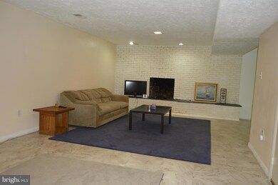 1808 Hopefield Rd, Silver Spring, MD 20905 - photo 7