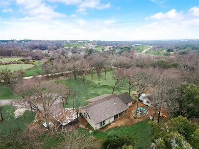 640 Wood Hollow Dr, Weatherford, TX 76087 - photo 2