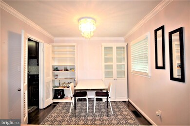 4300 Hollowview Ct, Fairfax, VA 22032 - photo 7