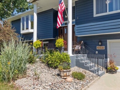 2049 Saint Andrews Dr, Billings, MT 59105 - photo 2