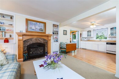 324 Mautucket Rd, Wakefield, RI 02879 - photo 5