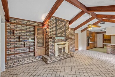 2295 Sutherland Rd, Lake Charles, LA 70611 - photo 6