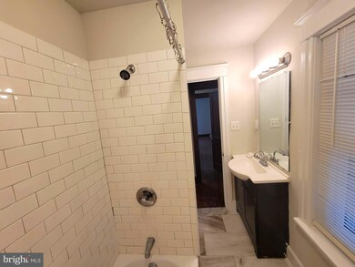 266 Rowan Aly, Pottstown, PA 19464 - photo 5