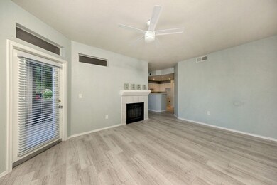 3830ELakewoodPkwy1044-004