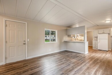 8598 W Meadow Brook Cir, Rathdrum, ID 83858 - photo 4