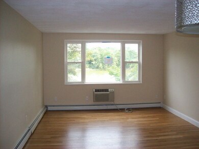 1105 Lexington St unit 11-6, Waltham, MA 02452 - photo 3