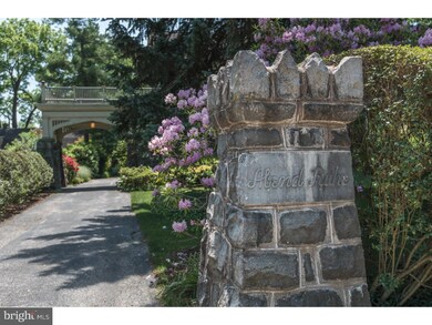 208 E Beechtree Ln, Wayne, PA 19087 - photo 2