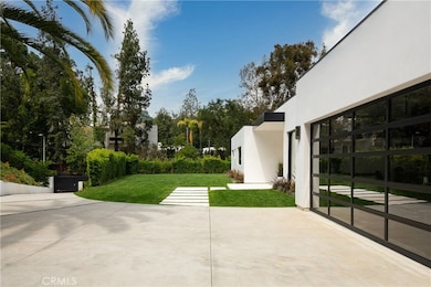 9924 Liebe Dr, Beverly Hills, CA 90210 - photo 4
