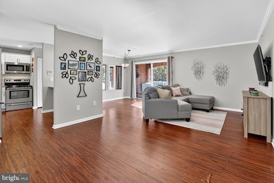 4106 Chardel Rd unit 2G, Nottingham, MD 21236 - photo 3