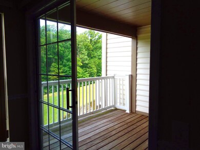 9264 Cardinal Forest Ln unit 302, Lorton, VA 22079 - photo 7