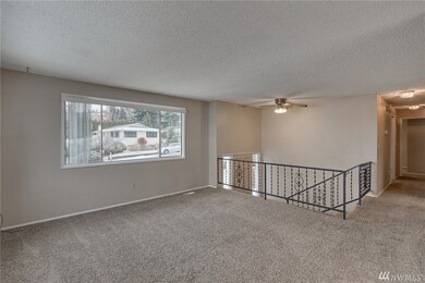 1714 7th St NE, East Wenatchee, WA 98802 - photo 2
