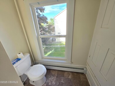 129 Spruce Aly, Milton, PA 17847 - photo 7