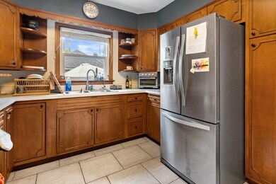 611 Robert Ave, Rockford, IL 61107 - photo 6