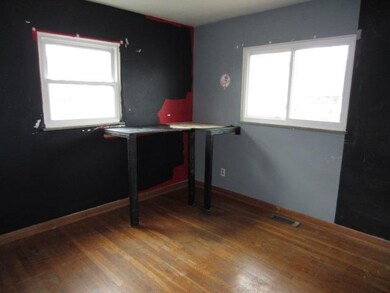 4160 Chandler Dr, Columbus, OH 43213 - photo 5