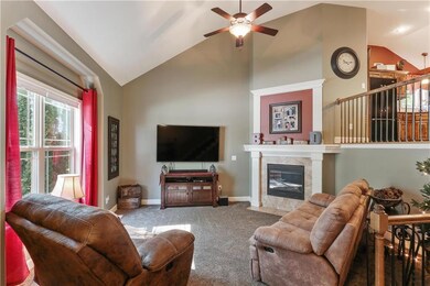 306 Eagle Glen Dr, Raymore, MO 64083 - photo 3