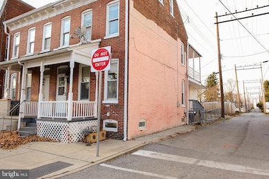 225 Front St, York, PA 17404 - photo 4