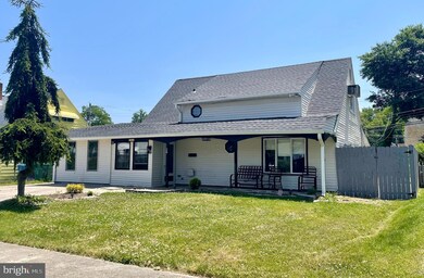 28 Ring Ln, Levittown, PA 19055 - photo 3