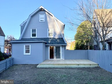 2420 Wynnefield Dr, Havertown, PA 19083 - photo 2