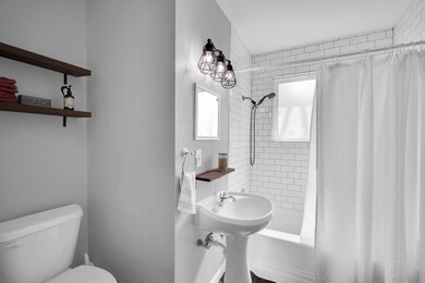 1313 N Preston St, Ennis, TX 75119 - photo 7