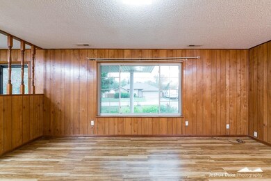 105 N Border St, Prairie Grove, AR 72753 - photo 4