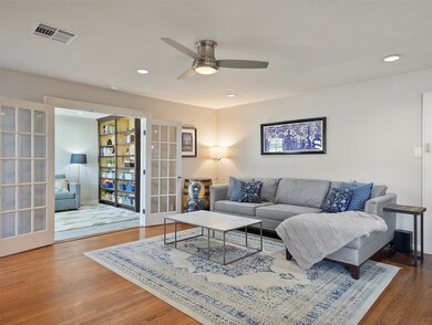 1301 Martin St, Houston, TX 77018 - photo 5