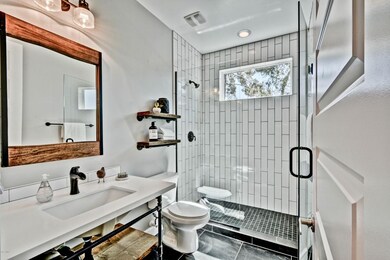 Guest Bath 1