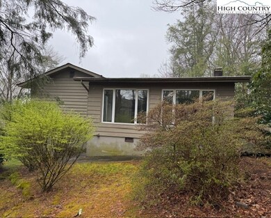 115 Edgewood Path, Blowing Rock, NC 28605 - photo 4