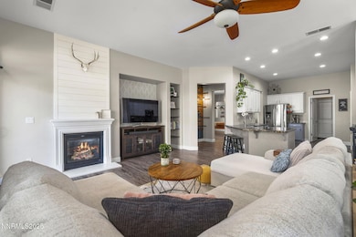 1360 Lambrays Ln, Sparks, NV 89436 - photo 7