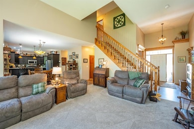 105 Everett Cir, Mingo, IA 50168 - photo 7