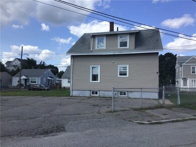 61 Ordway St, Pawtucket, RI 02861 - photo 3