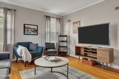 1157 Mcclellan St, Schenectady, NY 12309 - photo 4