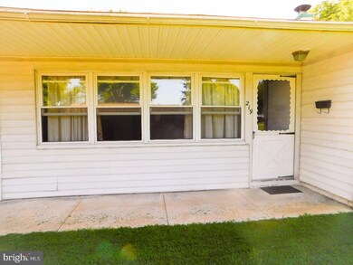 219 Brookside Rd, Norristown, PA 19401 - photo 2