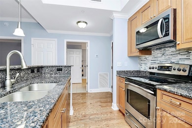 5th & Poplar Condominiums unit 315, Charlotte, NC 28202 - photo 7