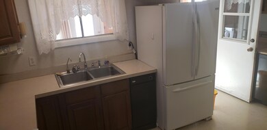 4183 Elbern Ave, Columbus, OH 43213 - photo 7