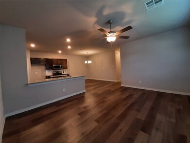 9716 Grosbeak Ln, Magnolia, TX 77354 - photo 3