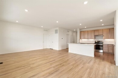 11124 Xanadu St, Commerce City, CO 80022 - photo 5