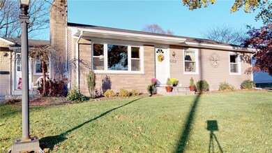 68 Nimitz Rd, Woonsocket, RI 02895 - photo 3