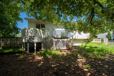 6388 Dalewood_0005