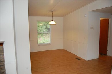 2918 Lions Rest Rd, Asheboro, NC 27205 - photo 6