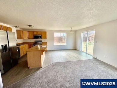 844 SE Maliah Ave, Madras, OR 97741 - photo 3