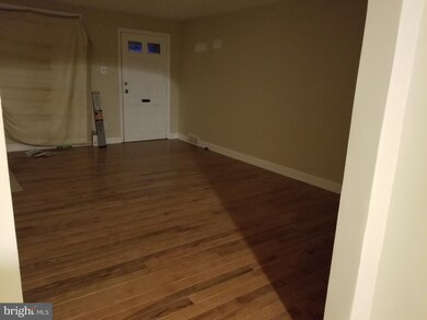 33 E Lynbrook Rd, Darby, PA 19023 - photo 3