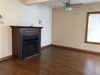 203 S Mulberry St, Effingham, IL 62401 - photo 7