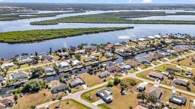 3334 Dover Dr, Punta Gorda, FL 33983 - photo 7