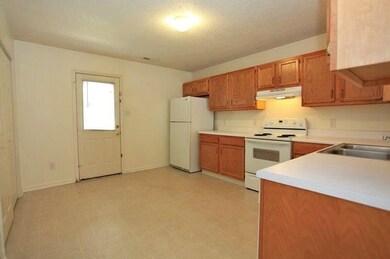 332 Bracken Place, Jacksonville, NC 28540 - photo 5